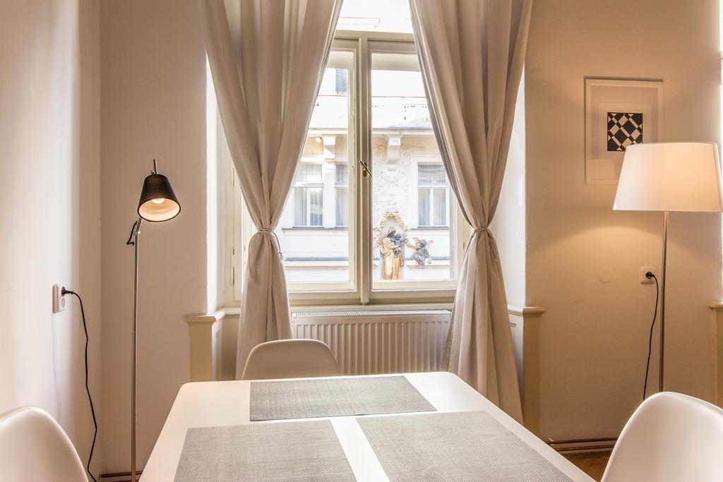 Mighty Prague Apartments Truhlarska Extérieur photo