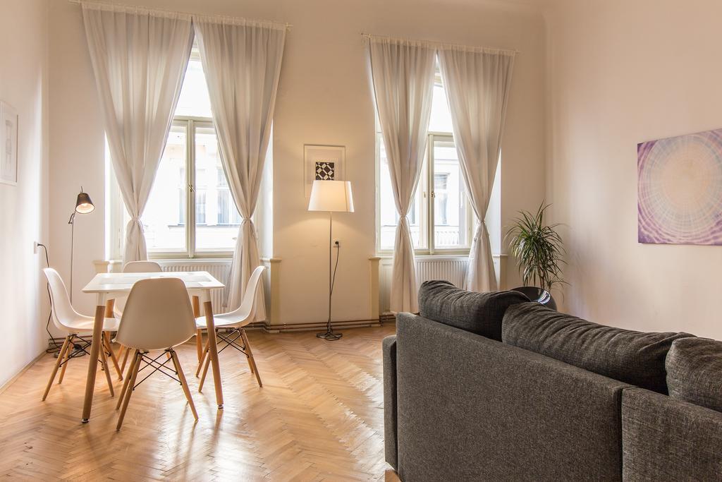 Mighty Prague Apartments Truhlarska Extérieur photo