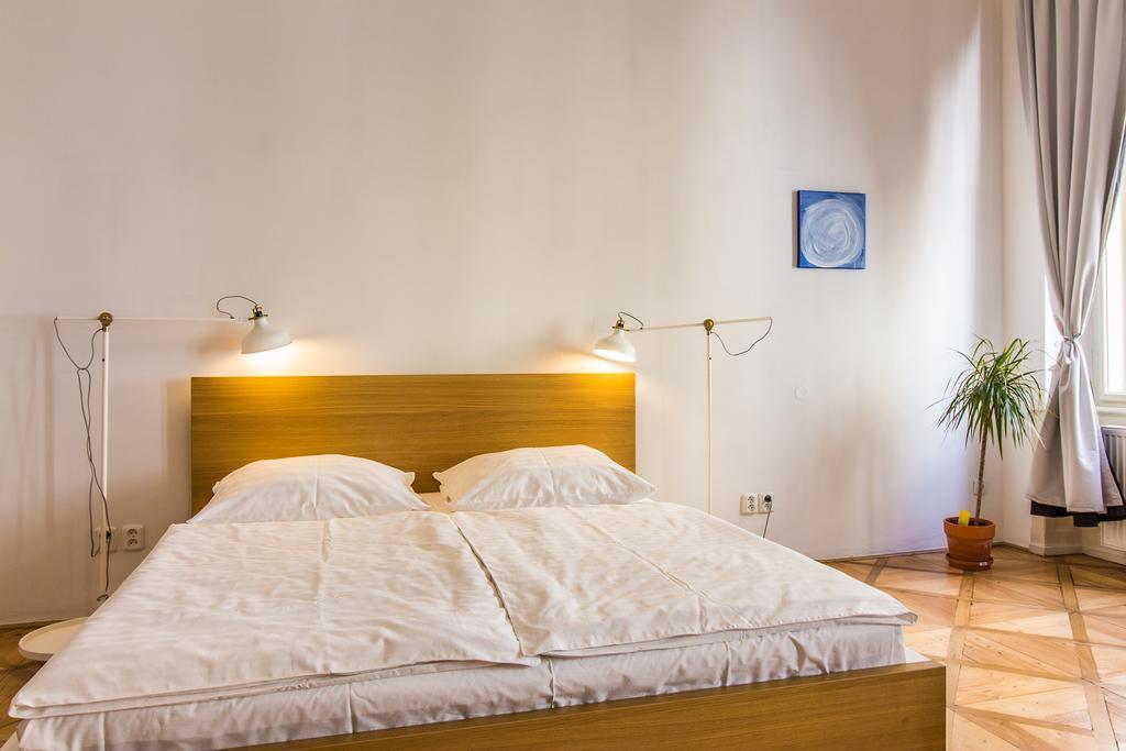 Mighty Prague Apartments Truhlarska Extérieur photo